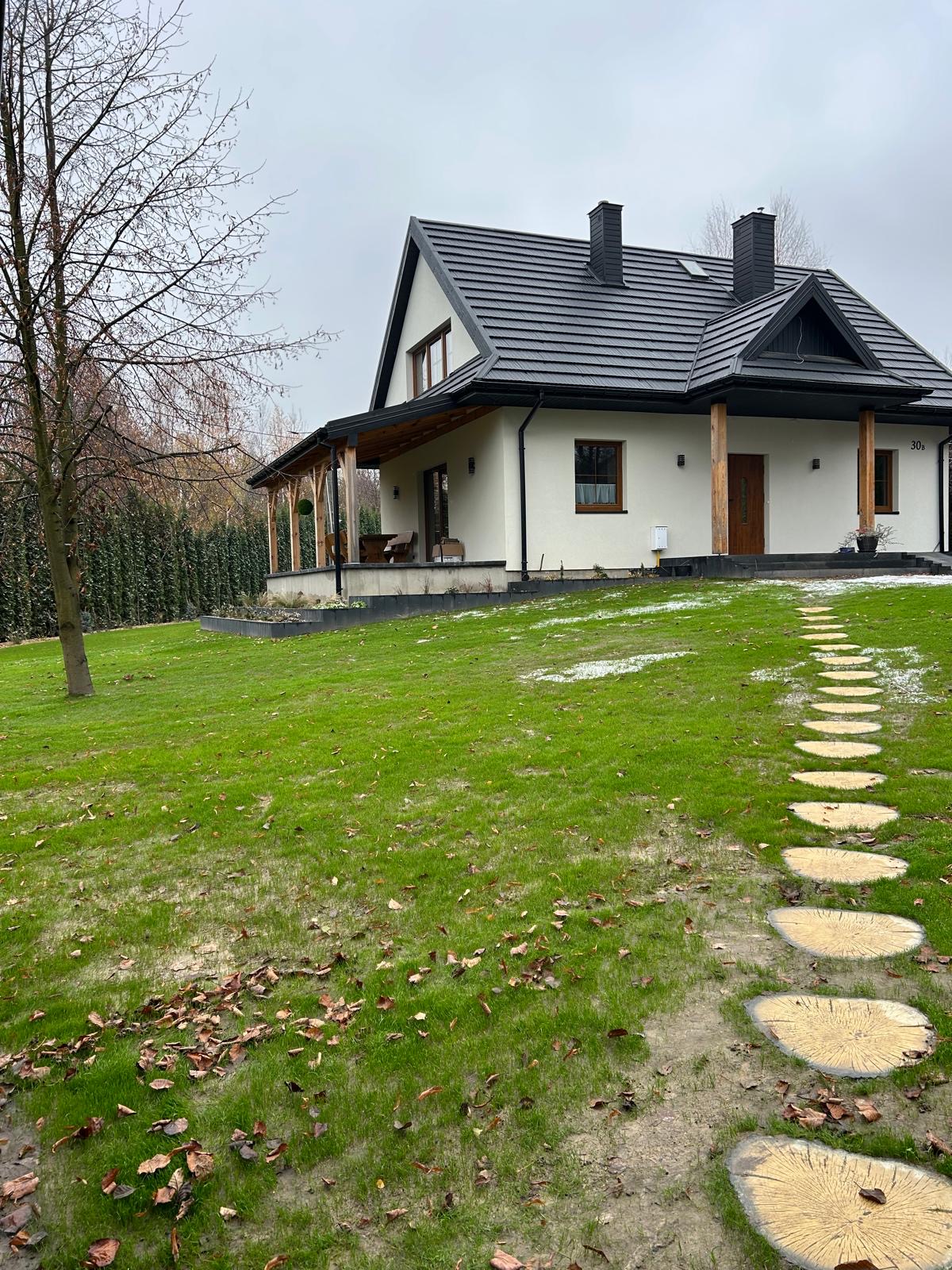 611d8b17-100e-4b5d-a8b7-8d98d0d2f6dd